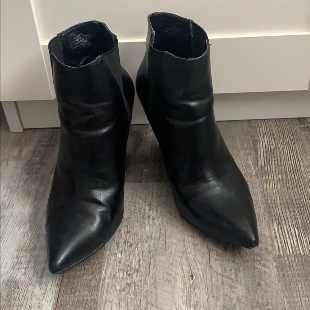 Thin Wedge Booties 🔥